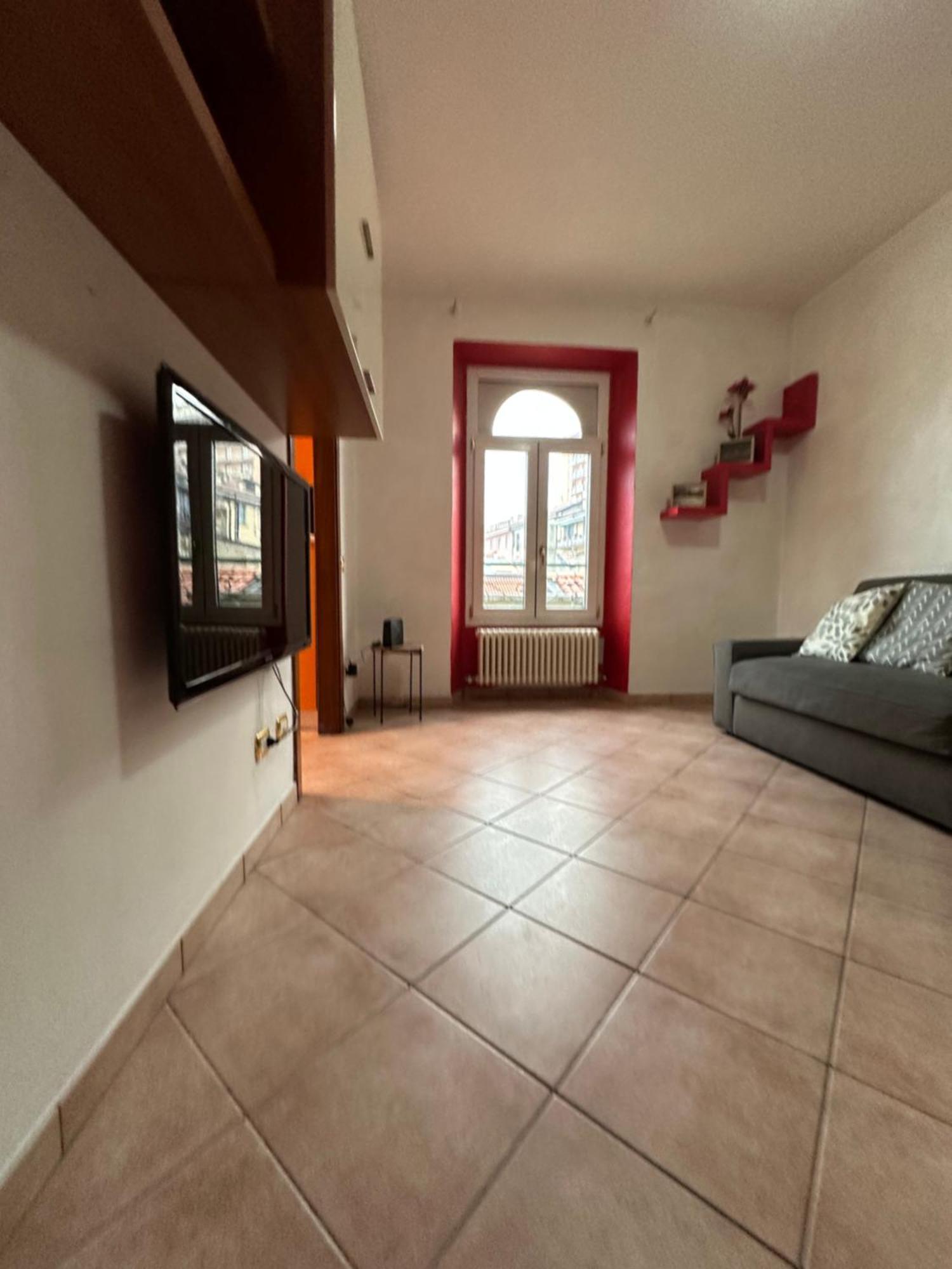 Comfy Apartment In Lecco 2 Esterno foto